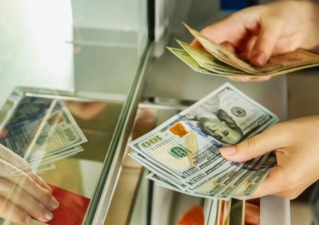 Dollarla bağlı nə baş verir? -