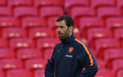 Van Nistelroy baş məşq&ccedil;i oldu Xəbər şəkili